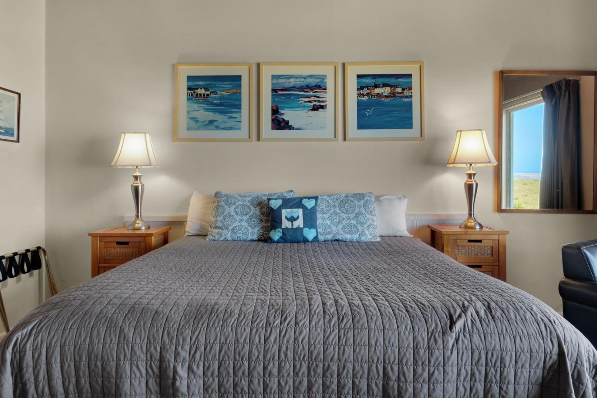 The Tides By The Sea Aparthotel Seaside Exterior photo