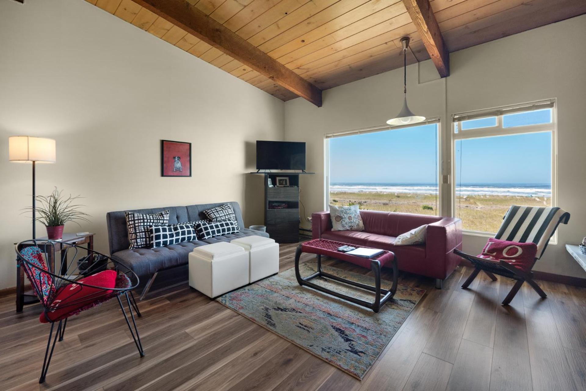 The Tides By The Sea Aparthotel Seaside Exterior photo