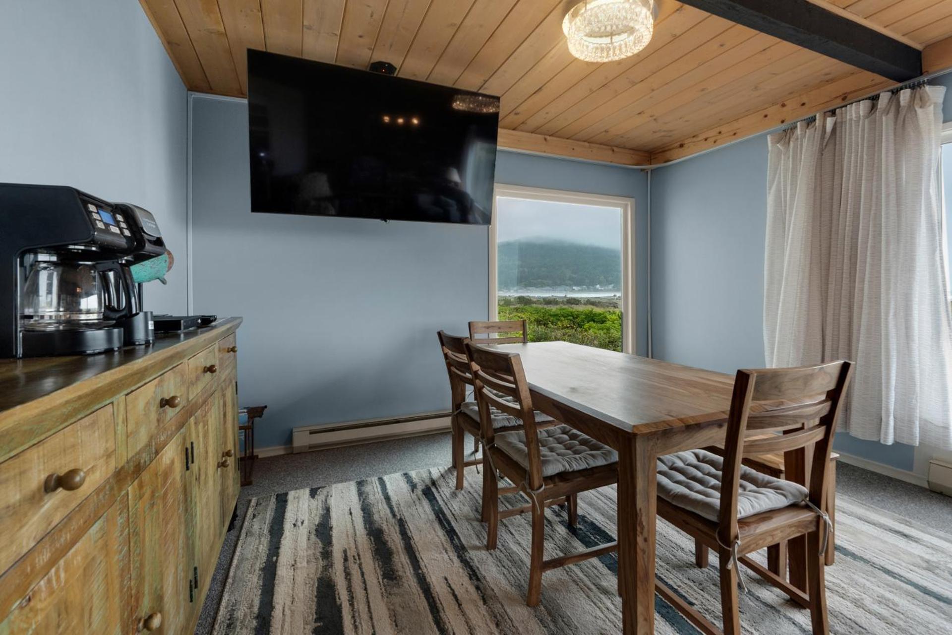 The Tides By The Sea Aparthotel Seaside Exterior photo